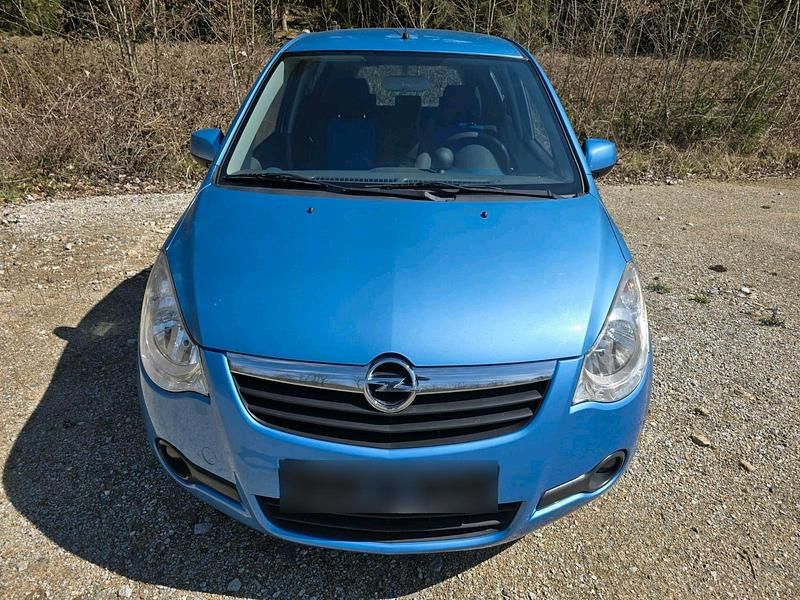 Gebraucht Opel Agila 86 PS (63 kW) 2009 Blau Kleinwagen