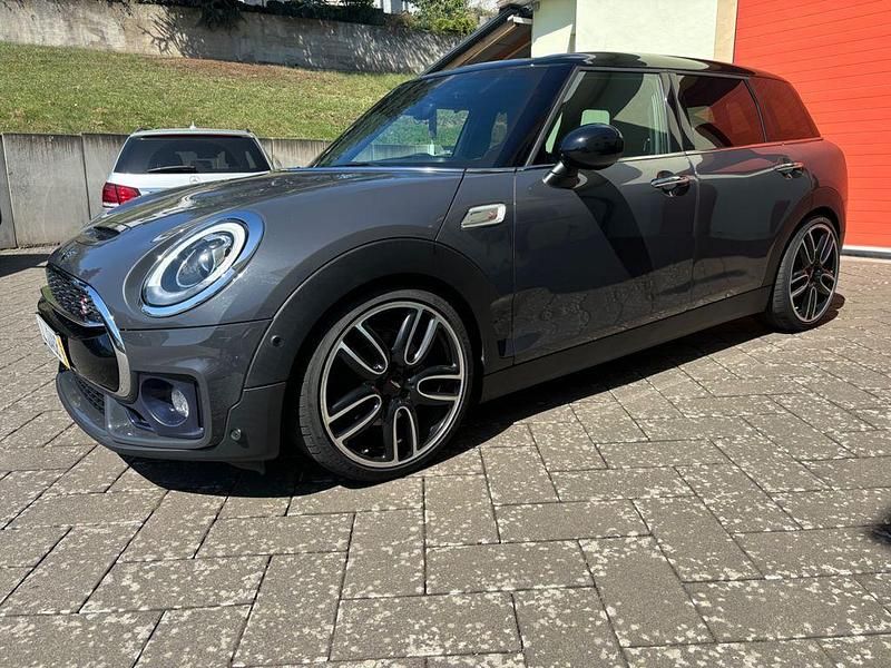 Grau Gebraucht 2018 Mini John Cooper Works Clubman Kombi | 16.499 € (Superpreis) - Bild 1/4