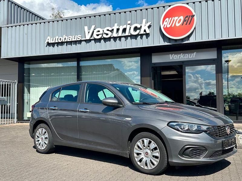 Gebraucht Fiat Tipo Easy 120 PS (88 kW) 2019 Limousine