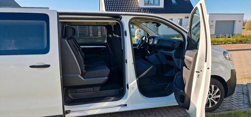 Usata Opel Vivaro 2020 Bianco Monovolume