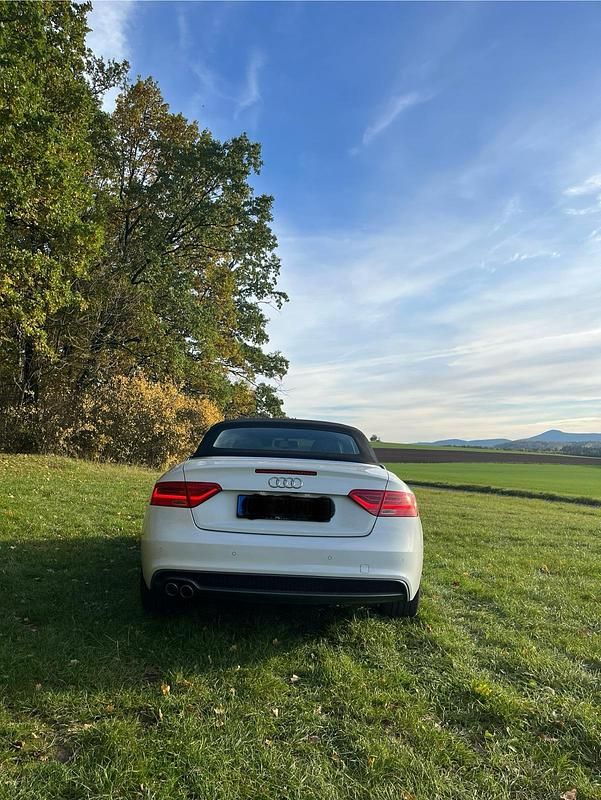 Gebraucht Audi A5 Cabriolet S-Line 177 PS (130 kW) 2014 Weiß Cabrio