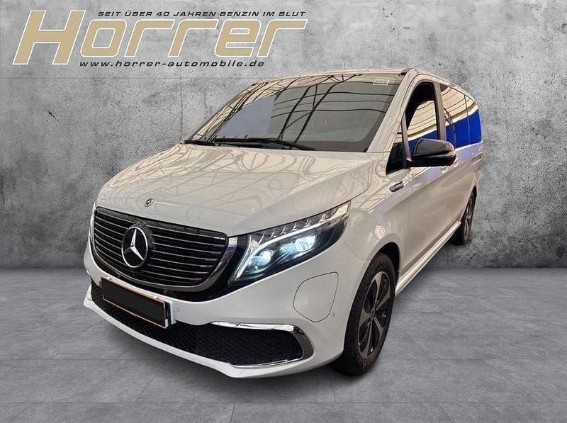 Weiß Gebraucht 2021 Mercedes EQV300 Avantgarde Van / Kleinbus | 38.740 € (Guter Preis) - Bild 1/4