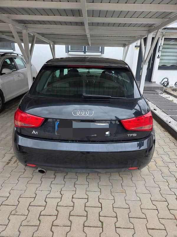 Gebraucht Audi A1 Ambition 86 PS (63 kW) 2014 Schwarz Kleinwagen