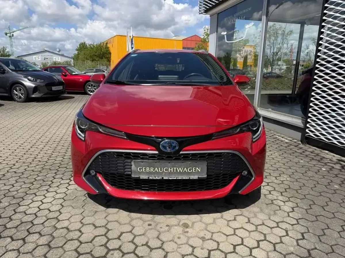 Gebraucht Toyota Corolla 184 PS (135 kW) 2020 Karminarot Kombi