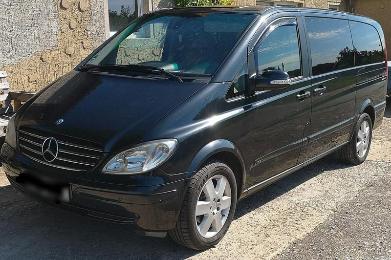 Schwarz Gebraucht 2007 Mercedes Viano Van / Kleinbus | 10.000 € (Etwas zu teuer) - Bild 1/4