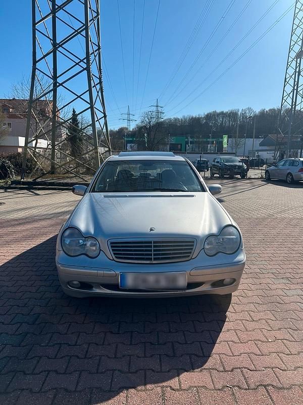 Gebraucht Mercedes C200 163 PS (119 kW) 2004 Silber Limousine