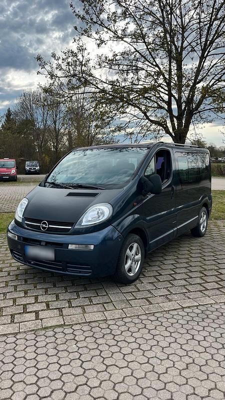 Gebraucht Opel Vivaro 101 PS (74 kW) 2002 Blau Van / Kleinbus