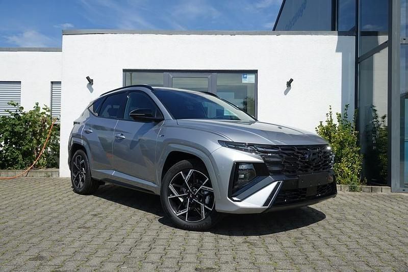 Shimmering silver Neu 2025 Hyundai Tucson N Line SUV | 37.470 € (Guter Preis) - Bild 1/4