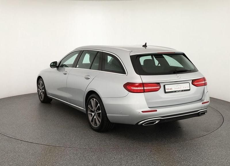 Gebraucht Mercedes E300 Avantgarde 306 PS (225 kW) 2020 Silber Limousine