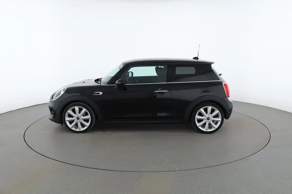 Gebraucht Mini Cooper 136 PS (100 kW) 2018 Schwarz Kleinwagen