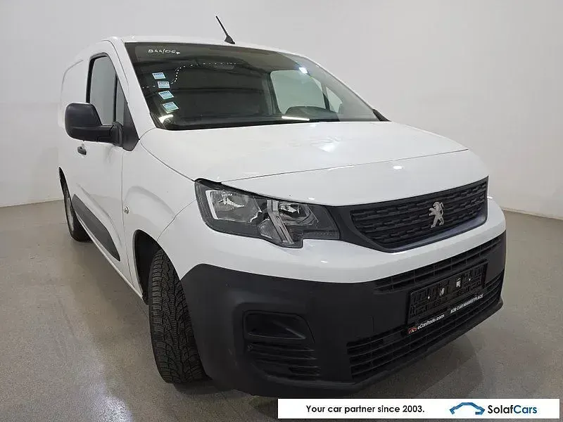 Gebraucht Peugeot Partner 75 PS (55 kW) 2021 Weiß Van / Kleinbus