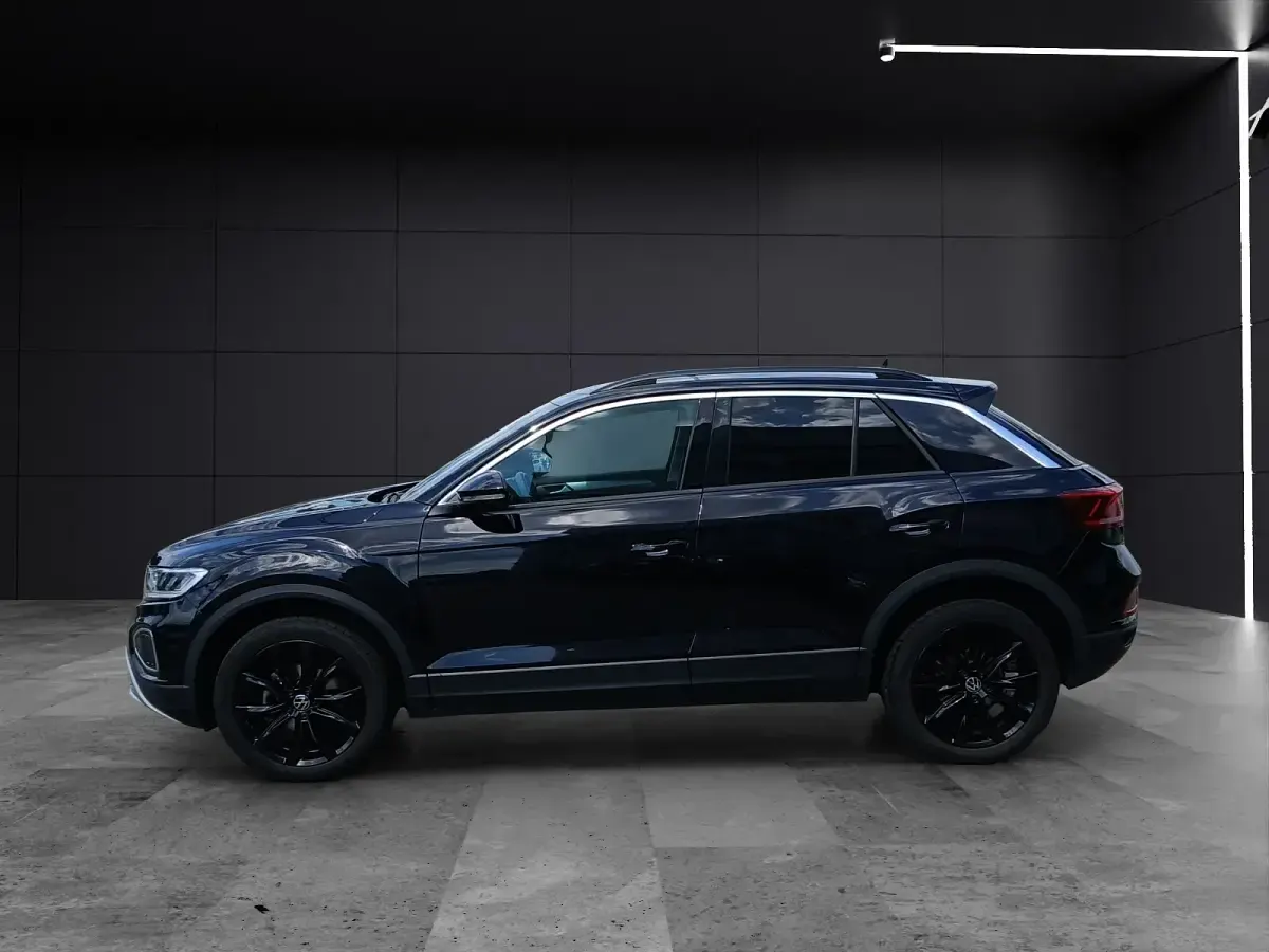 Gebraucht VW T-Roc Life 150 PS (110 kW) 2022 Deep black perleffekt SUV