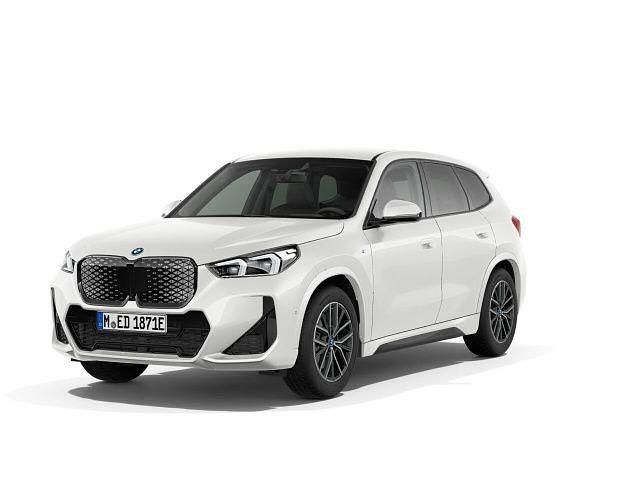 Weiß Gebraucht 2024 BMW iX1 M Sport SUV | 43.930 € (Fairer Preis) - Bild 1/4