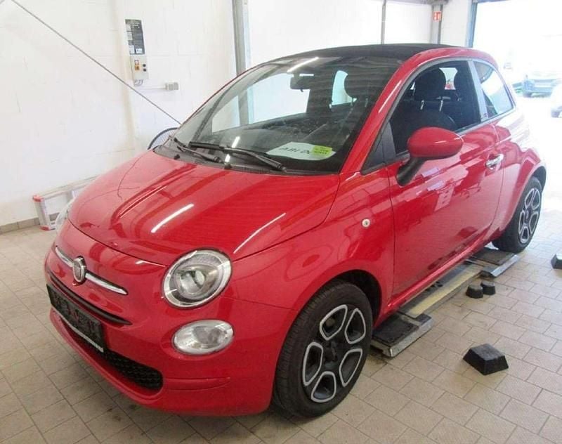Rot / verdeck schwarz Gebraucht 2023 Fiat 500C Club Cabrio | 12.997 € (Superpreis) - Bild 1/3