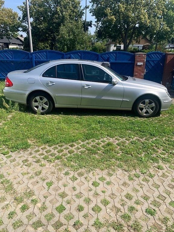 Gebraucht Mercedes E350 Elegance 272 PS (200 kW) 2006 Silber Limousine