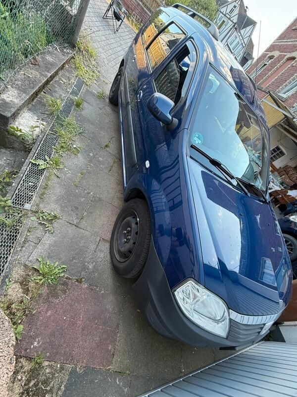 Blau Gebraucht 2009 Dacia Logan MCV Kombi | 2.500 € (Fairer Preis) - Bild 1/4