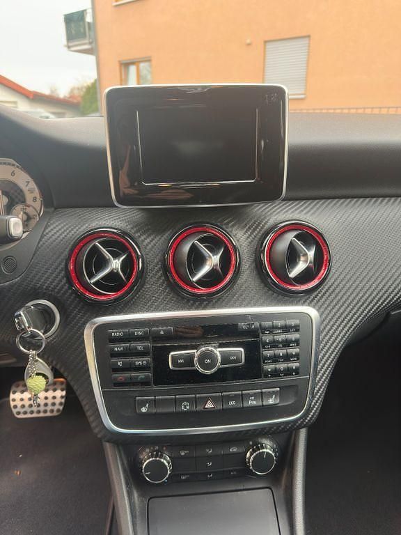 Gebraucht Mercedes A250 211 PS (155 kW) 2014 Weiß Limousine