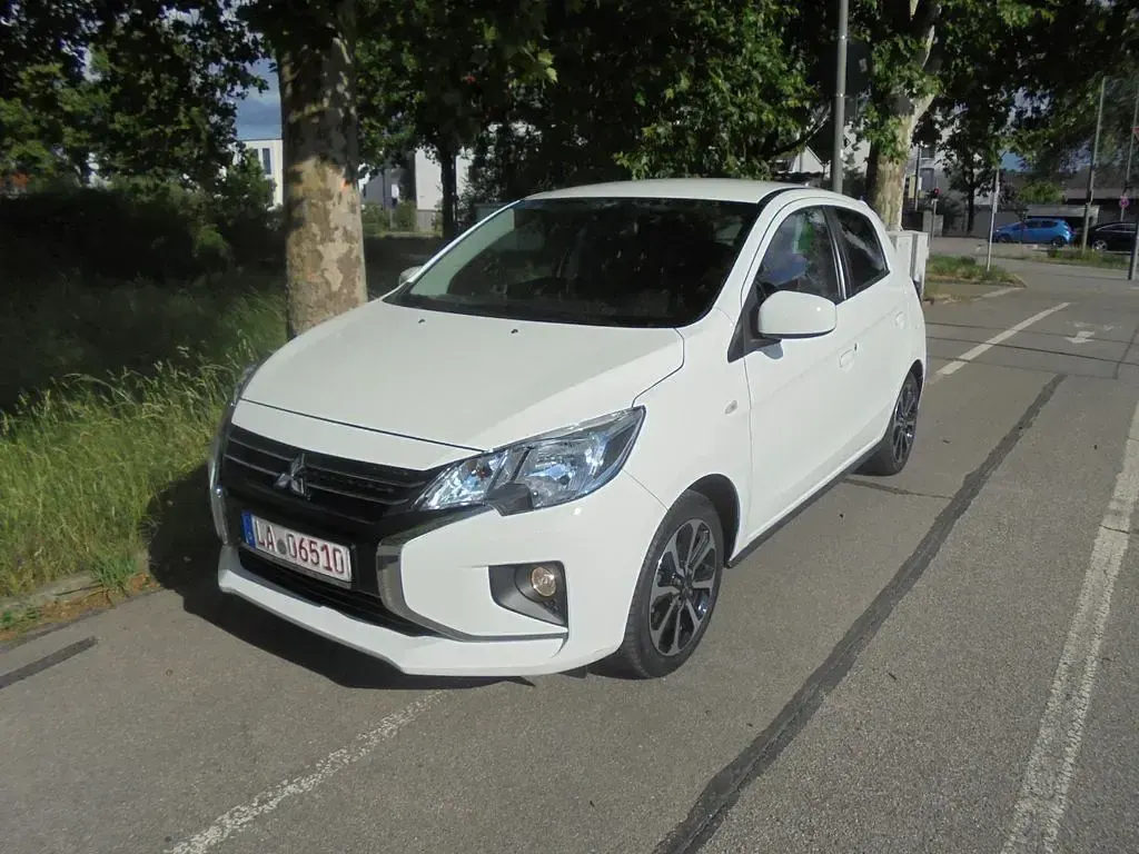 Gebraucht Mitsubishi Space Star Select+ 71 PS (52 kW) 2023 Weiß Kleinwagen