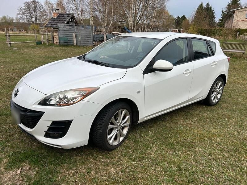 Gebraucht Mazda 3 Active 105 PS (77 kW) 2010 Weiß Limousine