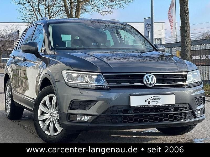 Grau Gebraucht 2017 VW Tiguan Sound SUV | 18.699 € (Fairer Preis) - Bild 1/4