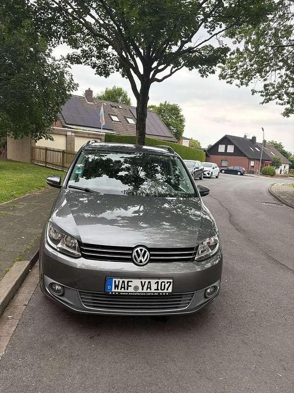Gebraucht 2010 VW Touran Van / Kleinbus | 6.100 € (Etwas zu teuer) - Bild 1/4