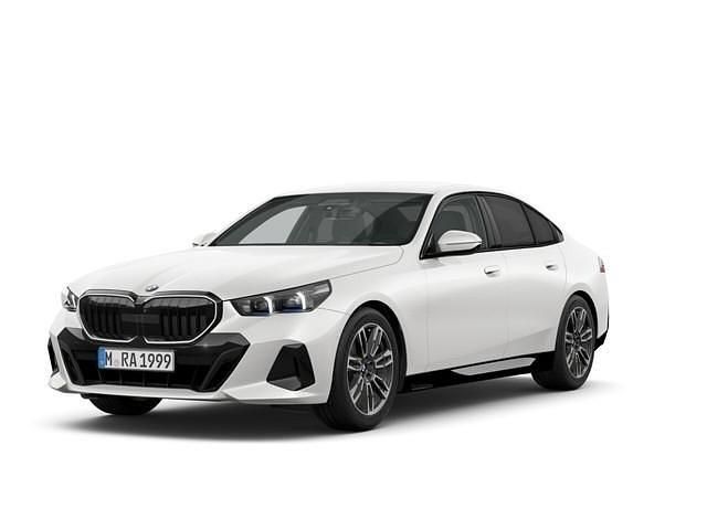 Weiß Neu 2026 BMW 520 Limousine | 66.860 € (Guter Preis) - Bild 1/4