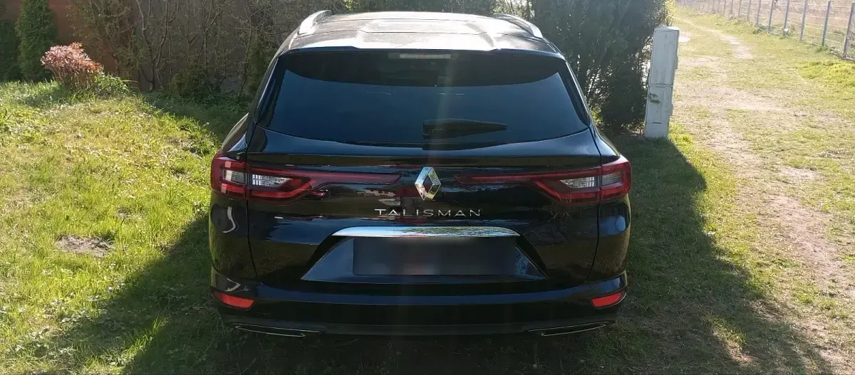 Second-hand Renault Talisman 160 CP (117 kW) 2017 Negru Break