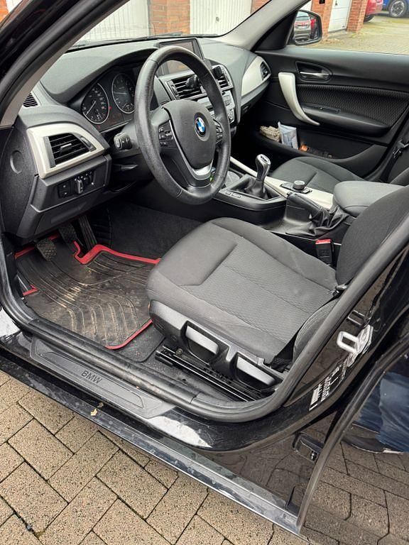 Gebraucht BMW 116 109 PS (80 kW) 2016 Schwarz Kleinwagen