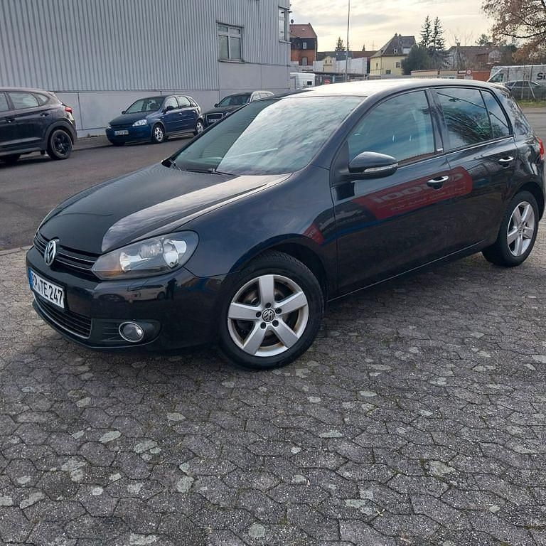 Gebraucht VW Golf VII Style 105 PS (77 kW) 2012 Schwarz Limousine