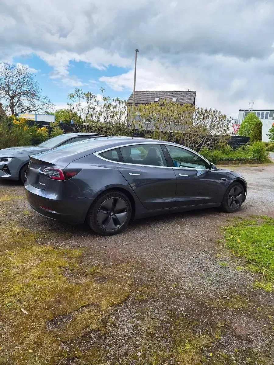 Gebraucht Tesla Model 3 Long Range AWD 366 kW (498 PS) 2019 Grau Limousine