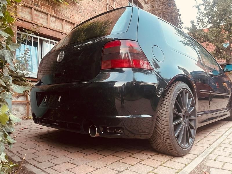 Gebraucht VW Golf Cabriolet R 240 PS (176 kW) 1999 Schwarz Cabrio