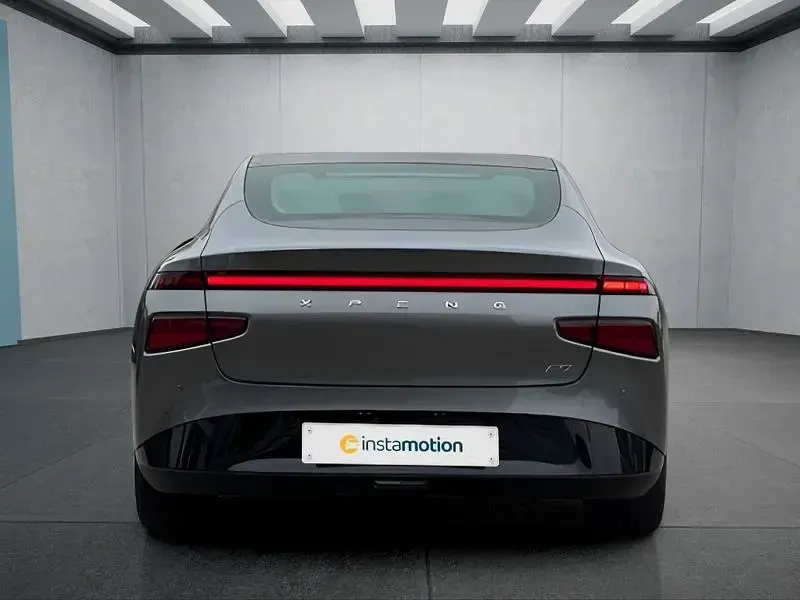 Ny XPENG P7 202 kW (276 HK) 2026 Grå Sedan