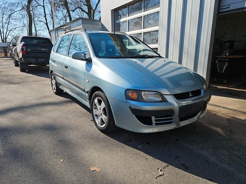 Second-hand Mitsubishi Space Star 102 CP (75 kW) 2003 Argintiu Monovolum