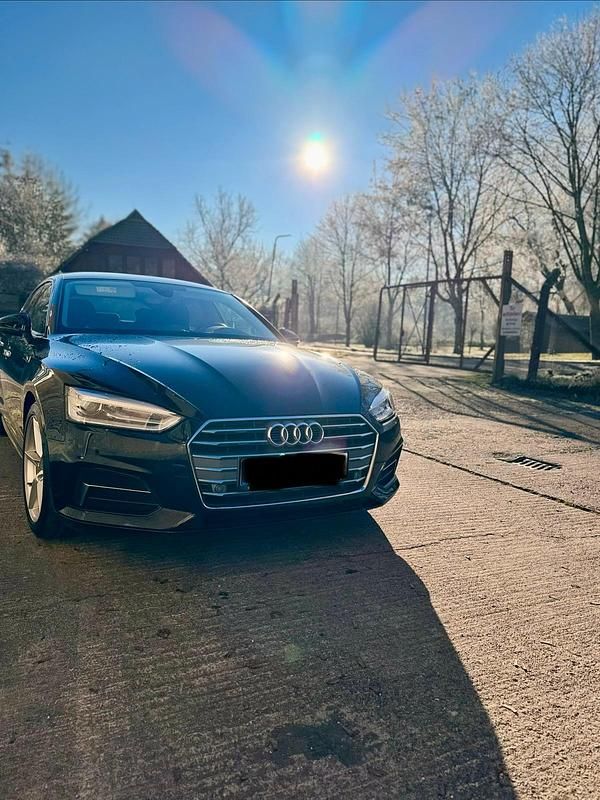 Schwarz Gebraucht 2019 Audi A5 Sportback Coupé | 24.999 € (Superpreis) - Bild 1/4