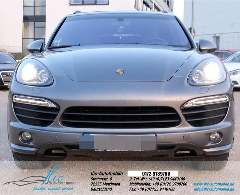 Gebraucht Porsche Cayenne S 400 PS (294 kW) 2012 Meteorgraumetallic SUV