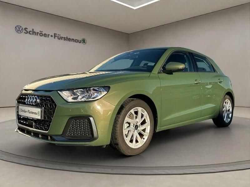Gebraucht Audi A1 Sportback Advanced 116 PS (85 kW) 2024 Gruen Kleinwagen