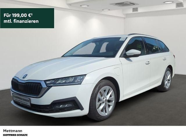 Weiß Gebraucht 2023 Skoda Octavia Ambition Kombi | 22.790 € (Guter Preis) - Bild 1/4