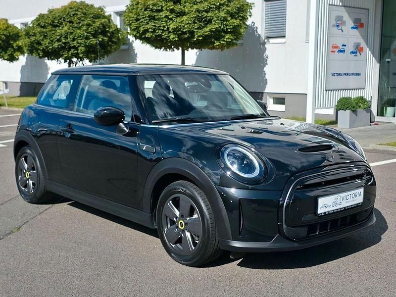 Silber Gebraucht 2023 Mini Cooper SE Essential Kleinwagen | 17.700 € (Guter Preis) - Bild 1/4