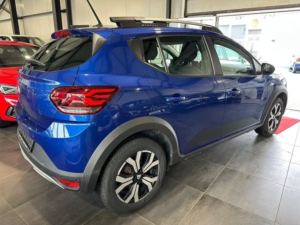 Gebraucht Dacia Sandero 91 PS (66 kW) 2021 Blau SUV