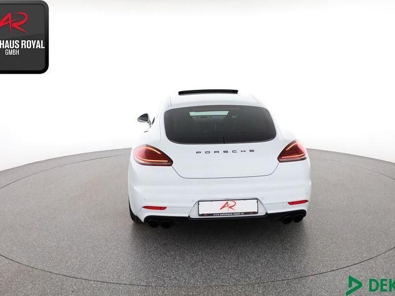 Gebraucht Porsche Panamera 441 PS (324 kW) 2015 Weiss Limousine