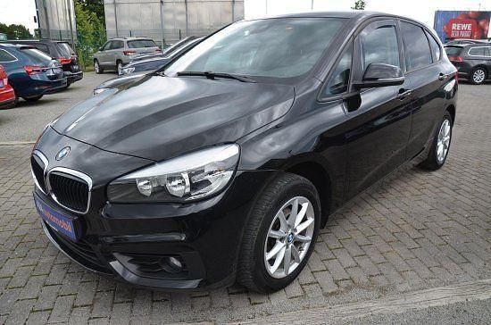 Schwarz Gebraucht 2018 BMW 216 Active Tourer Advantage Van / Kleinbus | 12.980 € (Fairer Preis) - Bild 1/4