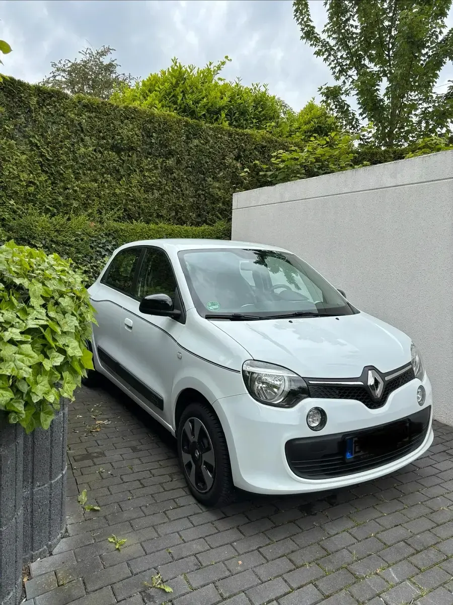 Używany Renault Twingo LIMITED 69 KM (50 kW) 2017 Biały Hatchback
