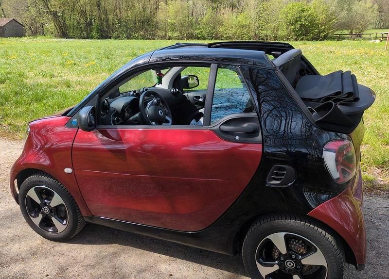 Gebraucht Smart ForTwo Electric Drive Passion 63 kW (86 PS) 2020 Rot Cabrio