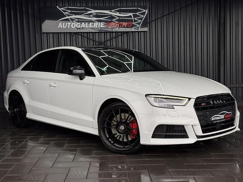 Weiß Gebraucht 2018 Audi S3 Ambiente Limousine | 29.490 € (Fairer Preis) - Bild 1/4