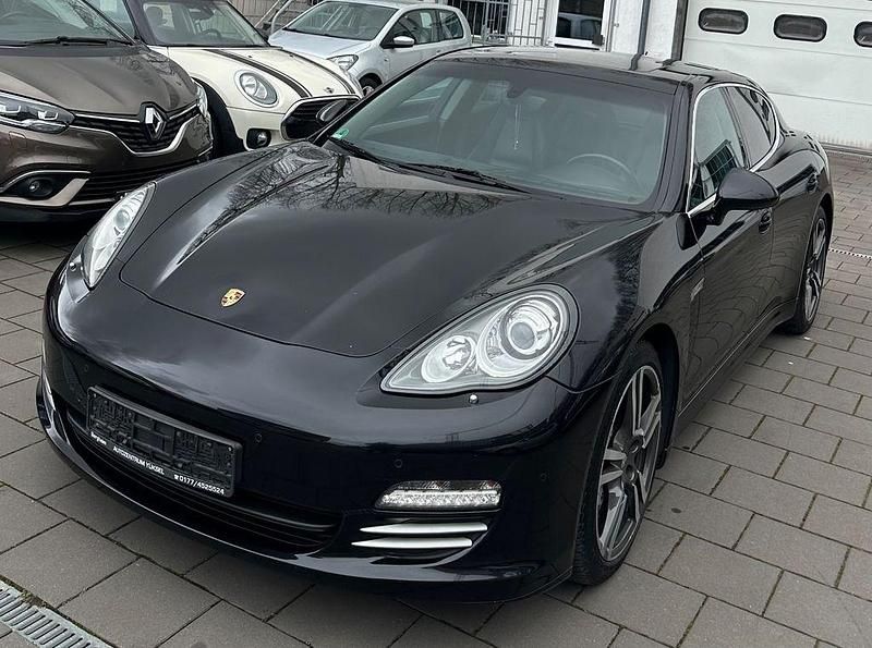 Gebraucht Porsche Panamera 4S 400 PS (294 kW) 2011 Schwarz Limousine