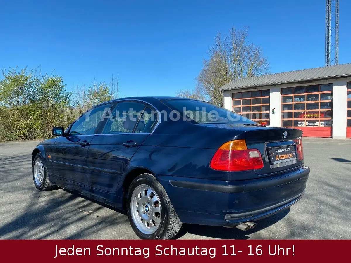 Gebraucht BMW 320 150 PS (110 kW) 1998 Blau Limousine