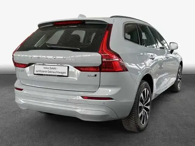 Gebraucht Volvo XC60 Core 250 PS (183 kW) 2024 Grau SUV