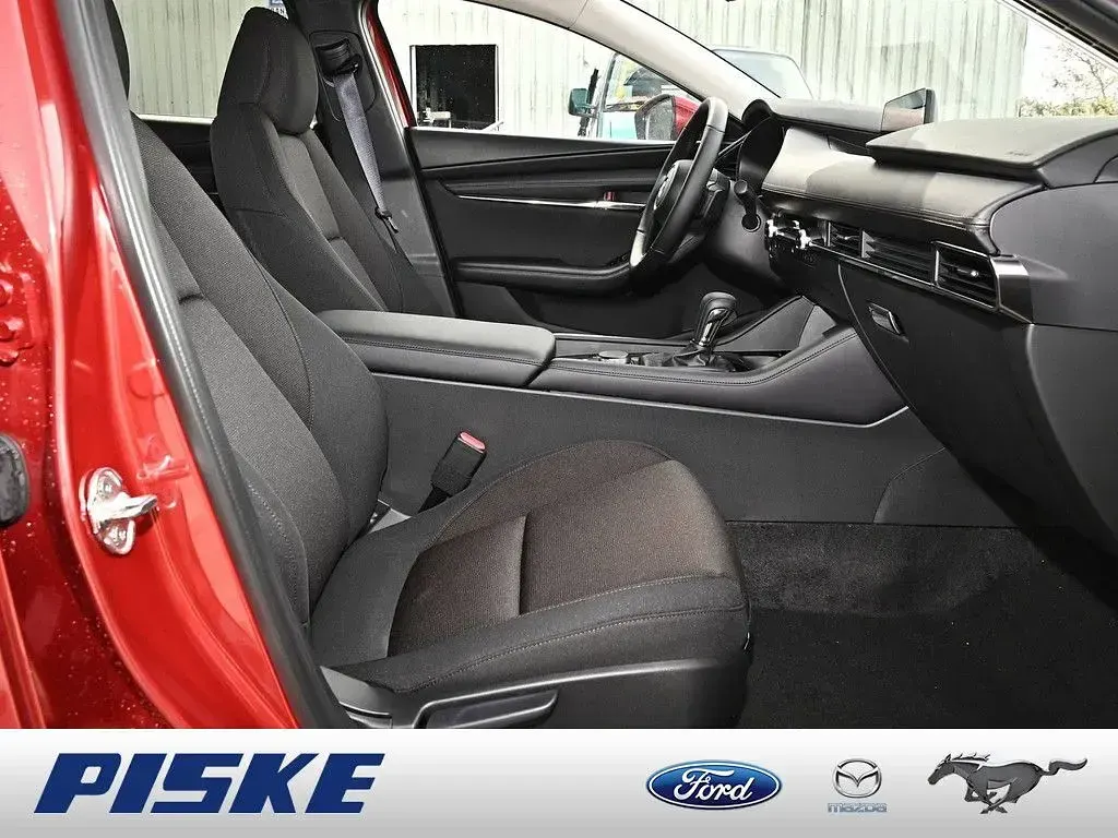 Neu Mazda 3 Exclusive-Line 140 PS (102 kW) 2026 Soul red crystal Limousine