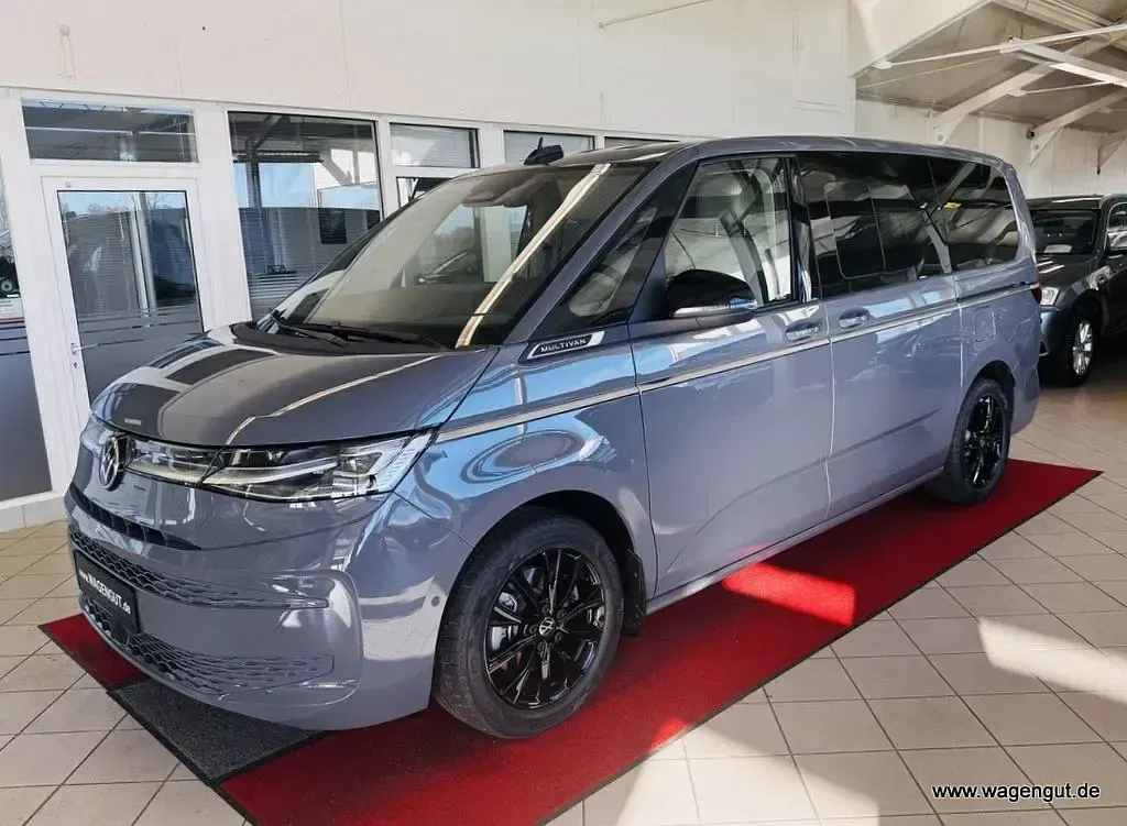 Neu VW Multivan Style 177 PS (130 kW) 2026 Grau Van / Kleinbus