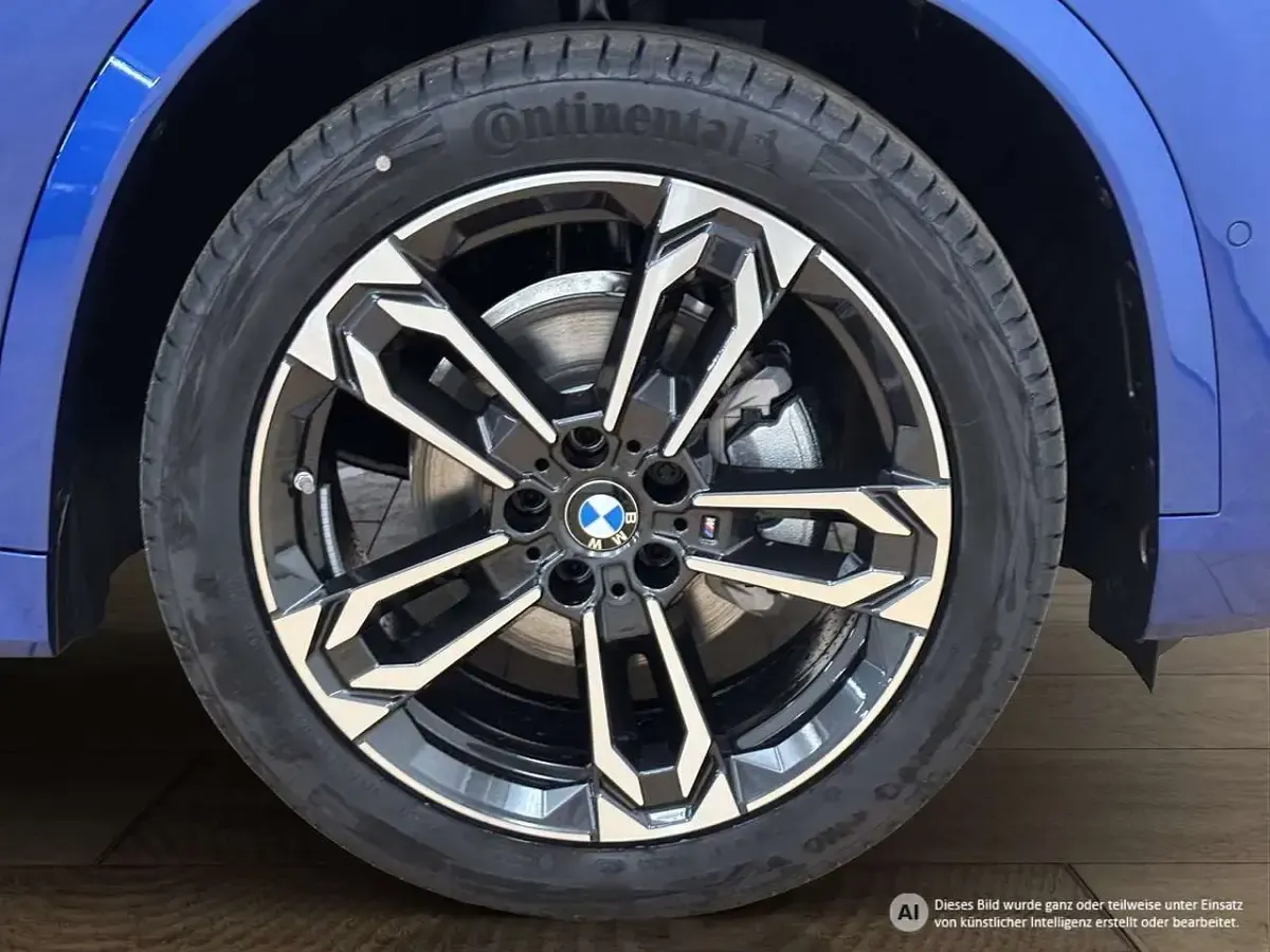 Neu BMW X1 M Sport 163 PS (119 kW) 2025 Blau SUV